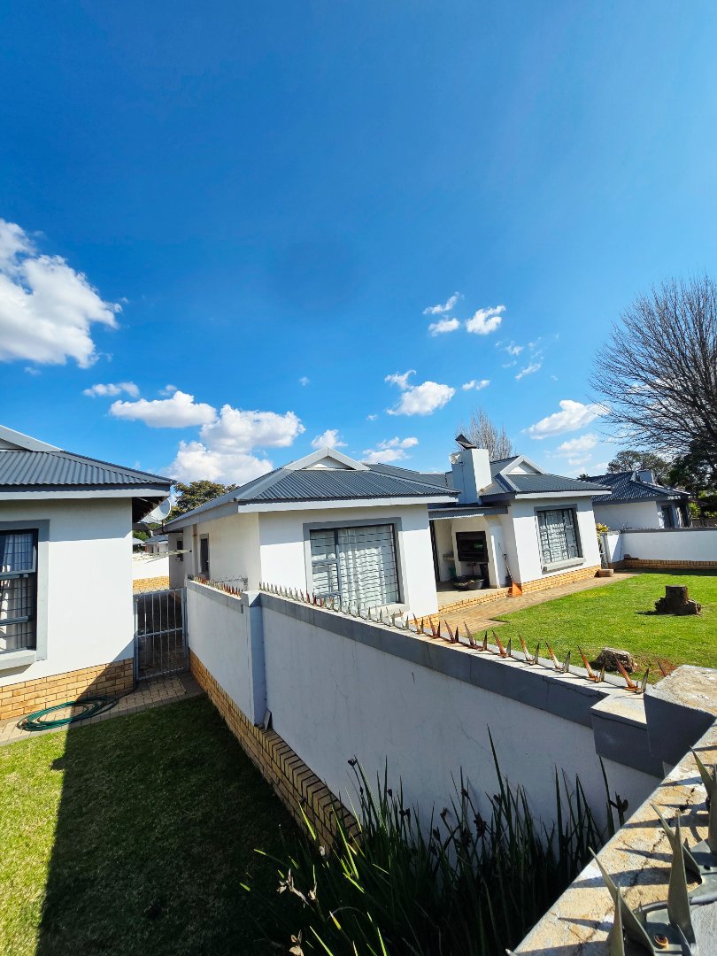 Commercial Property for Sale in Wilkoppies North West